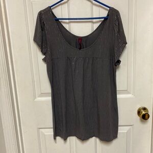 3/$20 bundle and save …
Gitano Metallic Gray Short Sleeve Blouse